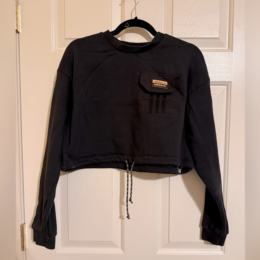 Adidas Black Long Sleeve Cropped Sweatshirt with Pocket (Women’s Medium)